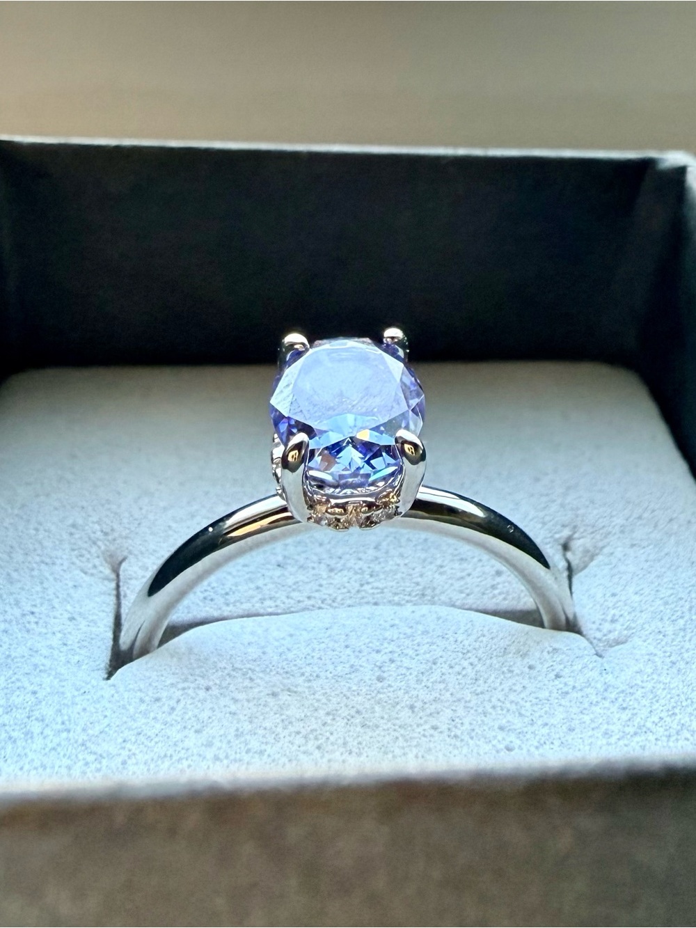 NEW! 14k White Gold Plated Tanzanite Blue Oval Solitaire Ring w/ side CZ stones